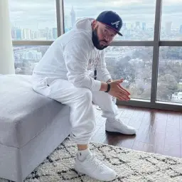 B Rich