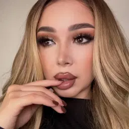 Anisa Hukmova