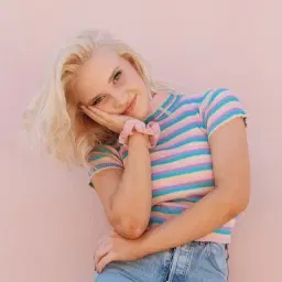 Alexa Mae