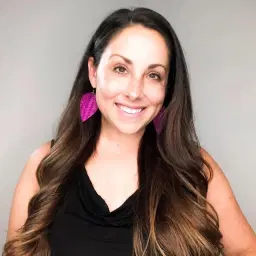 Holly Rust | Chicago Creator