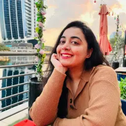 ANUSHREE BAGZAI || Dubai Blogger