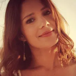 LINA HANSON | Global Beauty