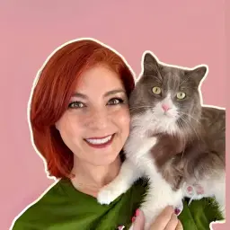 Samantha Bell - Cat Expert