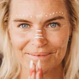 Emilia Löf Karlsson
