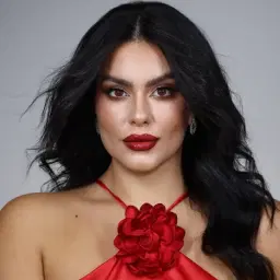 Izambella Christodoulou - Makeup Artist