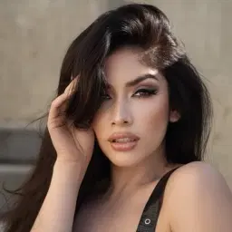 Annakaren Adrianna Yildiz