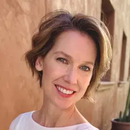Kristen Arnett 💫