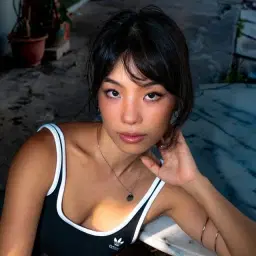 CHOW 周佳慧