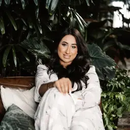 Sukhi Dhaliwal | Makeup Artist