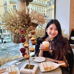 Anne Luxury Eats
