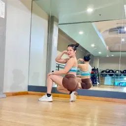 𝗦𝘂𝗸𝗵𝗺𝗮𝗻𝗶 𝗦𝗮𝗺𝗿𝗮💪Women’s Health & Fitness Coach