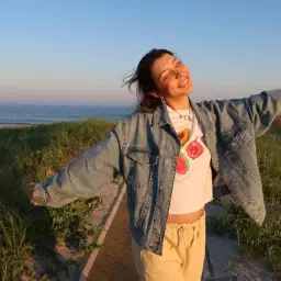De-Stressed l self love, care & growth