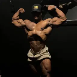 J Simmons | Natural Bodybuilder | Fitness Coach