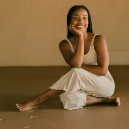 🇭🇹 Anabelle | Wellness & Yoga  | M.Ed