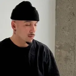 Mario J Martin