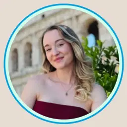Amelia Austin [Millie] | Travel Blogger & Creator