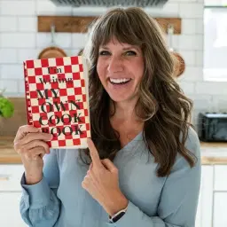 Julie Clark | Tastes of Lizzy T