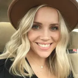 Ashlyn | Home Decor + Interior Design