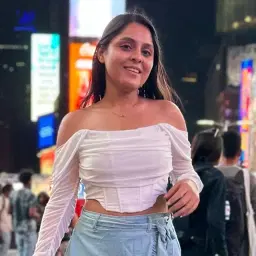 Shikha | Indian blogger in Canada