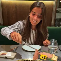 Always Eating | María