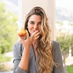 antonia | health coach
