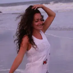 Olivia//Outdoorsy Travel