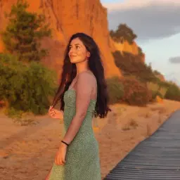 Laura Khoshaba