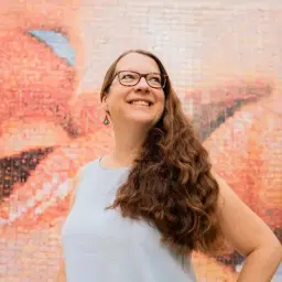 Claire | Female Solo Travel Tips