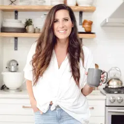 Tabitha Blue | Mom + Travel + DIY Home Creator